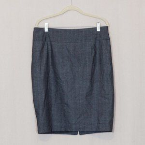 Knee length woven pencil skirt